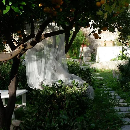 Giardino Farina * Санта-Кроче- Камерина